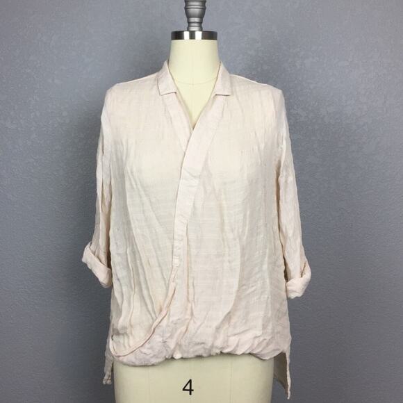 •Forever 21• Blush Collared Top Size M _2 - Picture 1 of 5
